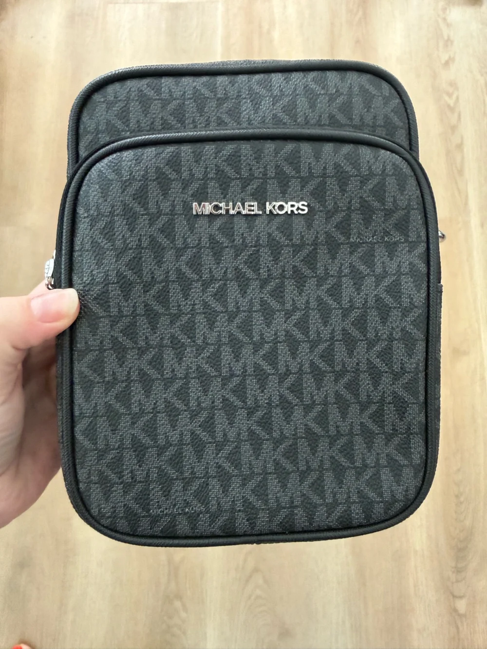 Michael Kors Jet Set Travel Medium Logo Crossbody Bag
